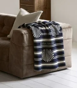Rivièra Maison Plaid, Deken Gestreept Schelp - Shoreline - Donkerblauw - 170x130 CM -Meubilair Geschäft 0958e8b7bccf4334bf48cfc1ee1441d8