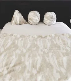 MX HOME Kussen In Beige Imitatiebont -Meubilair Geschäft 13daaaae264d458383c642e277c8daa5 1