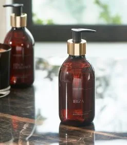 Rivièra Maison Handzeep Met Pompje, Zeepdispenser - Bisou D‘Orange - Bruin - 300 Ml -Meubilair Geschäft 16898015ca9b4ac7a39dc8463c05c216