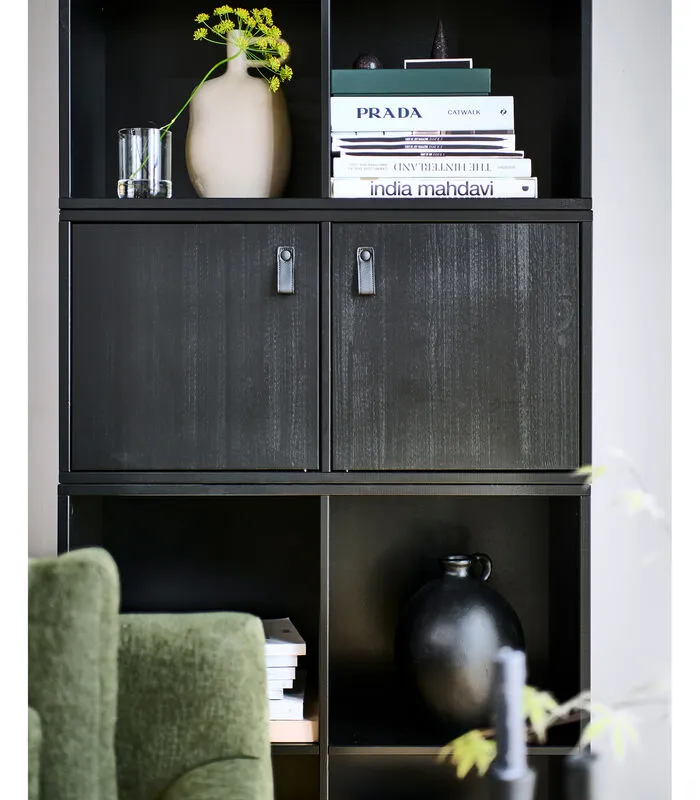 VTwonen Lower Case 4 Vakken Met Onderstel - Grenen - Zwart - 93x81x35 5 VTwonen Lower Case 4 Vakken Met Onderstel - Grenen - Zwart - 93x81x35 - Image 3