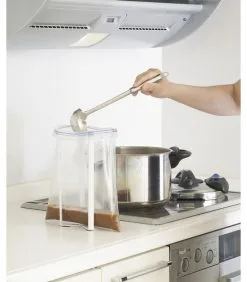 Yamazaki Kitchen Multi Use Eco Stand - Tower - White -Meubilair Geschäft 46f3e2ae87e641479284434bfa8e1b56