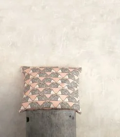 Scion Living SPIKE Blush - Kussen Katoen 7 Scion Living SPIKE Blush - Kussen Katoen -Meubilair Geschäft 4c44335760bb4ad7acec137f287b46b6