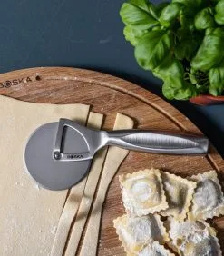 Boska Pizzasnijder Monaco+ - Roestvrijstaal - 20 Cm -Meubilair Geschäft 4ce0a731ce074266b06a6156dbb2aeb1