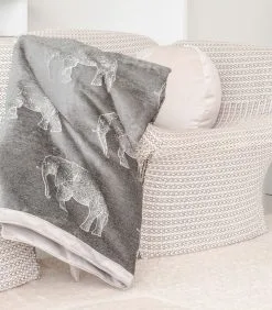 MX HOME Plaid Met Grijze Geborduurde Olifanten -Meubilair Geschäft 90ca4456efa149c398075400de1f31f8