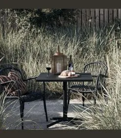 House Doctor Tafel - Helo - Zwart 5 House Doctor Tafel - Helo - Zwart -Meubilair Geschäft 9746304fc7d2419998d350a0fc78cc79