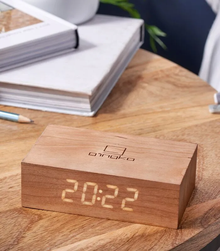 Gingko Flip Click Clock Wekker - Kersen/LED Wit 4 Gingko Flip Click Clock Wekker - Kersen/LED Wit - Image 2